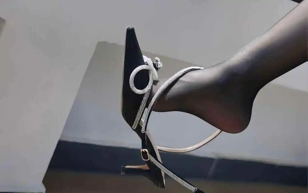【西檬之家】小圈与大圈的区别：BDSM新人如何安全入圈？